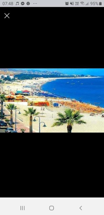 Bandiera Blu مارينا دي جيويسا يونيكا المظهر الخارجي الصورة